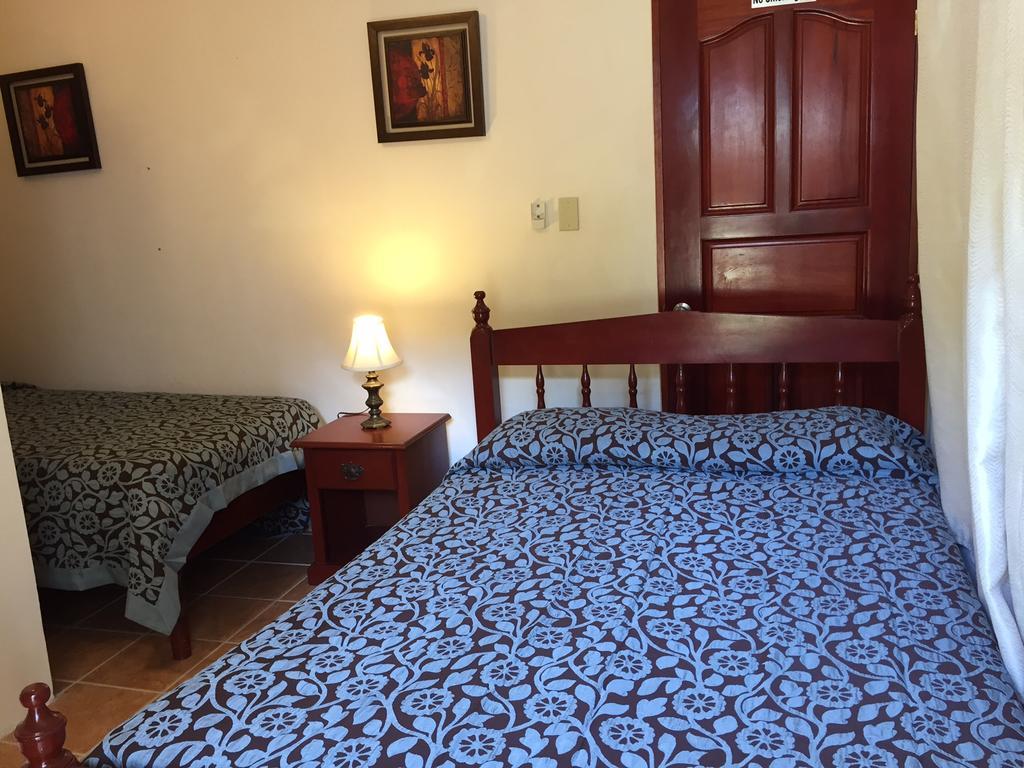 Panchos Villas Caye Caulker Rom bilde